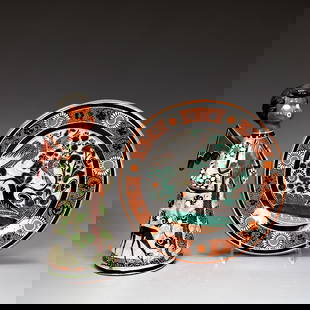 Jose Bernabe Petatillo Mexican Art Pottery Angel Figurine And Plate: Jose Bernabe Petatillo Mexican Art Pottery Angel Figurine And Plate (Angel: 26 x 10 x 12 cm, Plate: 22 x 2.5 cm )