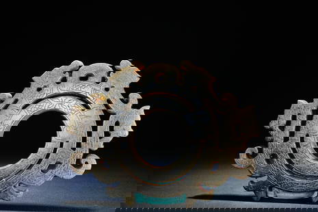 Jade Dragon Pattern Bi: Jade Dragon Pattern Bi (8.6 x 6.6 x 0.6 cm)