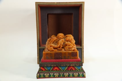 Shoushan Tianhuang Carved Dragon Shape Stone Seal
