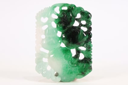 Jadeite Carved Reishi Mushroom Pattern Pendant