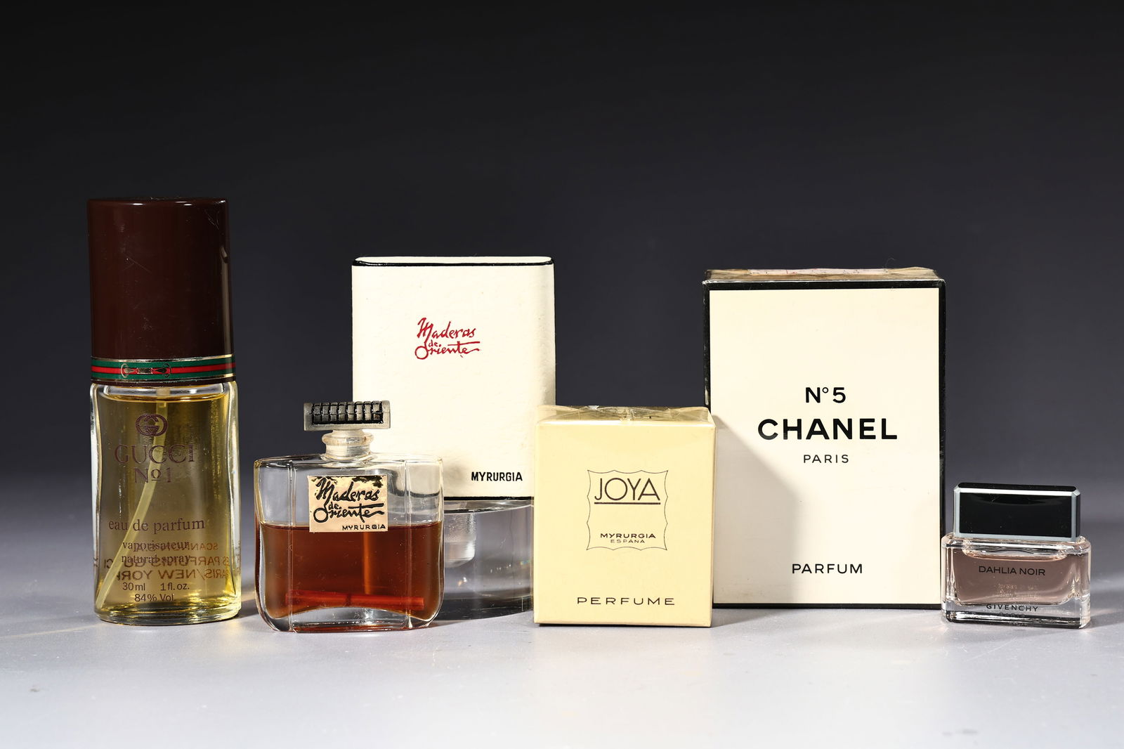 Chanel N5, Gucci, Joya, Givenchy, Myrurgia Perfume Bottles: Chanel N5, Gucci, Joya, Givenchy, Myrurgia Perfume Bottles (About 6.5 x 8.5 x 4 cm more or less)