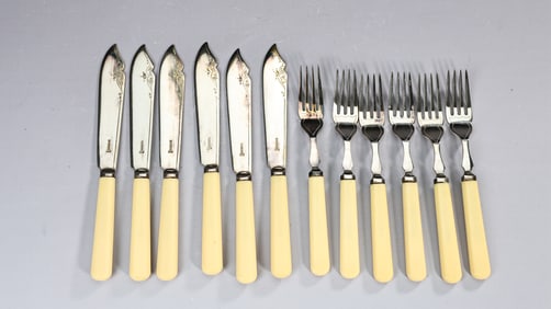 Vintage EPNS Serving Set With Celluloid Handles Knives & Forks 6