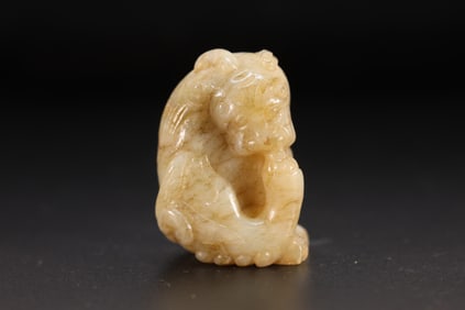 Jade Carved Bear Shape Ornament