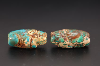 Pair of Green Turquoise Carved Beast Face Pattern Bead