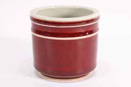Red Glazed Porcelain Pot