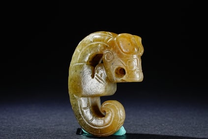 Jade Carved Dragon Shape Ornament