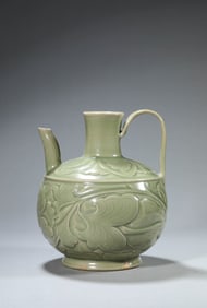 Yaozhou Ware Carved Flower Pattern Porcelain Pot