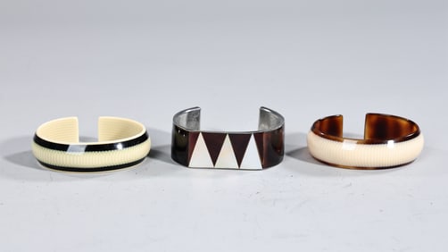 Vintage Celluloid Plastic Napkin Ring And Mother Of Pearl Black And White Cuff Silver Bangle