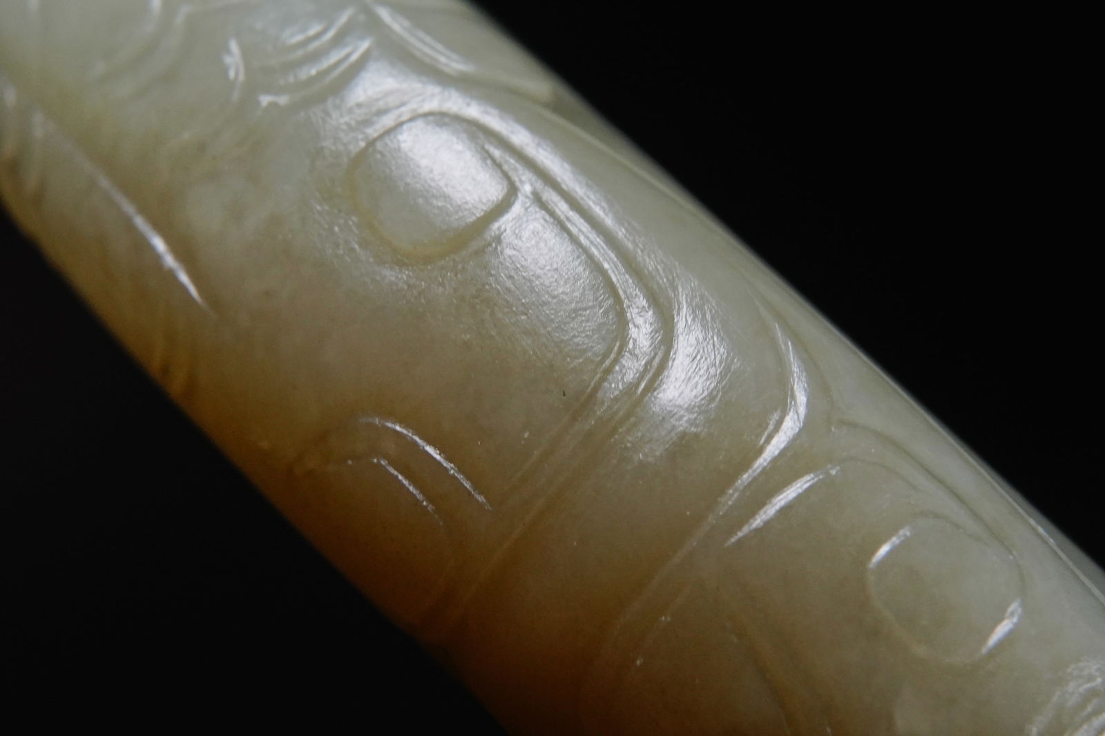 Jade Dragon Pattern Bangle - 7