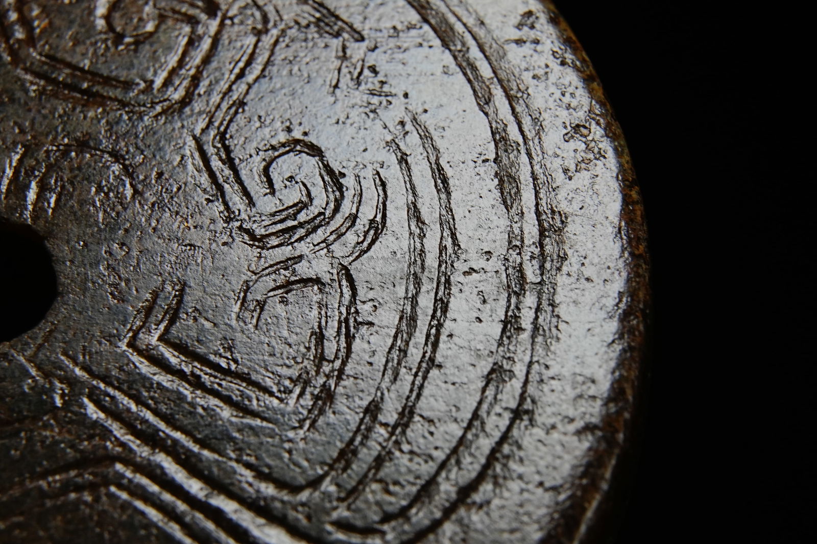 Jade Dragon Pattern Bi - 8