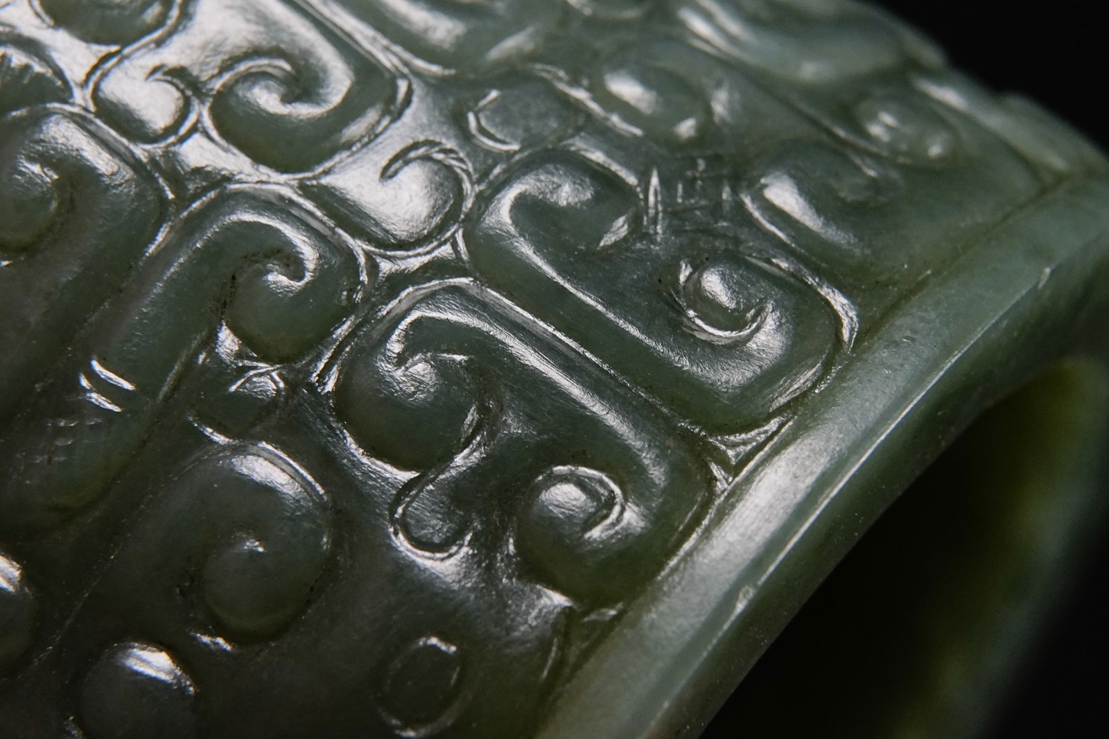 Jade Cloud Pattern Cong - 9
