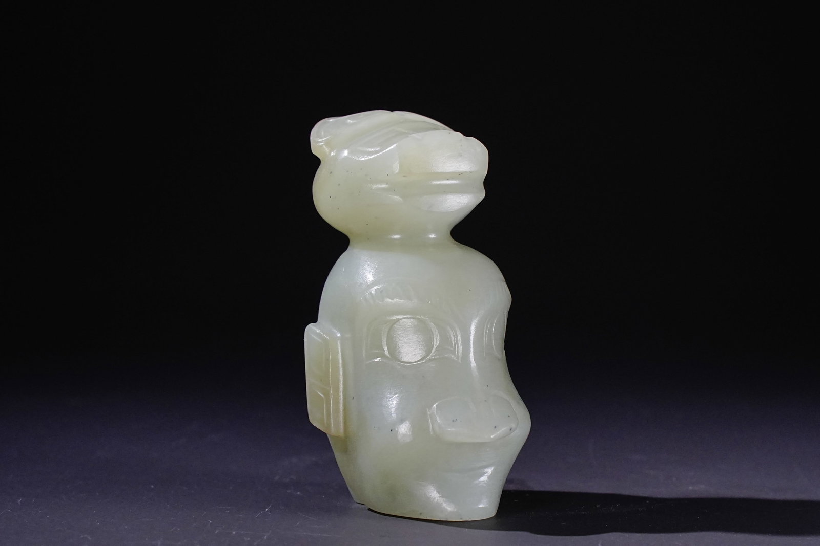 Jade Man Head Figure: Jade Man Head Figure (2.7 x 2 x 4.2 cm)