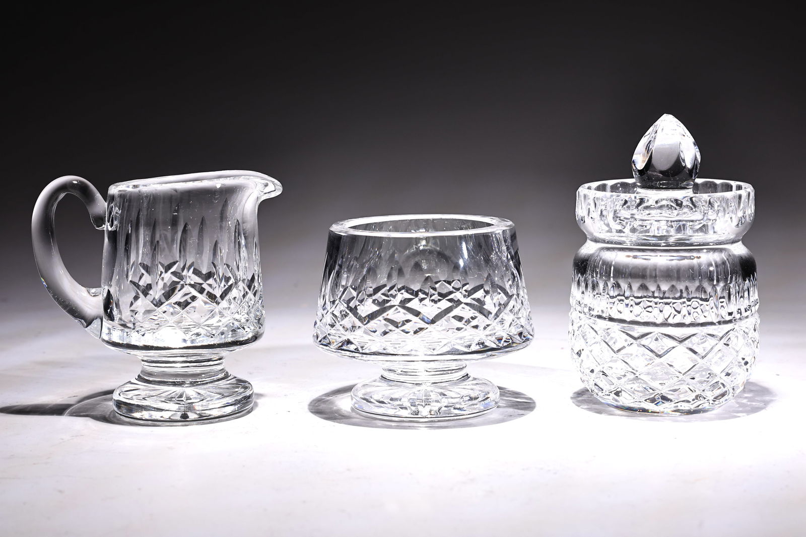 Waterford Crystal Lismore Footed Sugar And Creamer Set And Jar: Waterford Crystal Lismore Footed Sugar And Creamer Set And Jar (11 x 7 x 11 cm more or less)