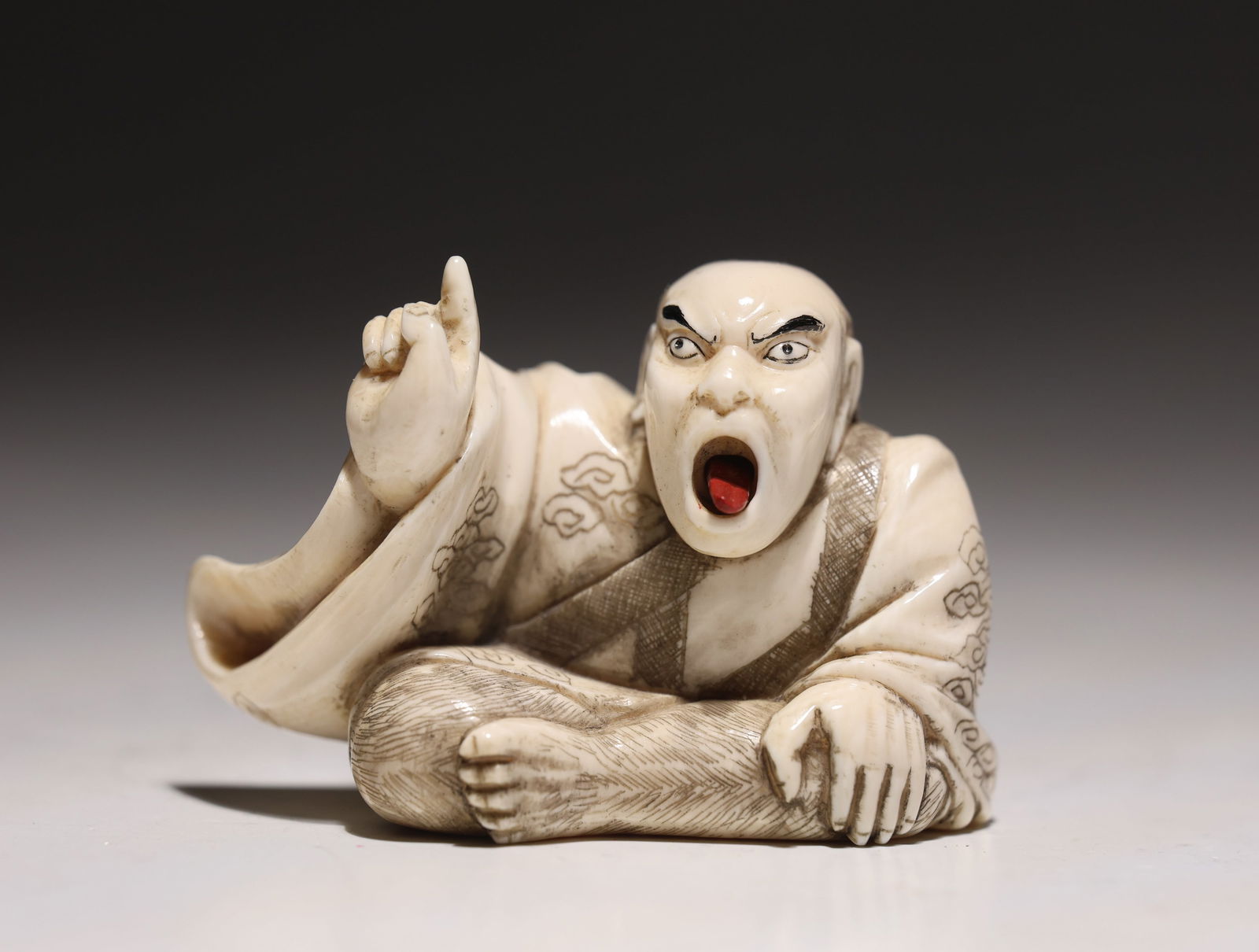 Japanese Carved Netsuke Polychrome Men Scramming Figurine (1 of 6)