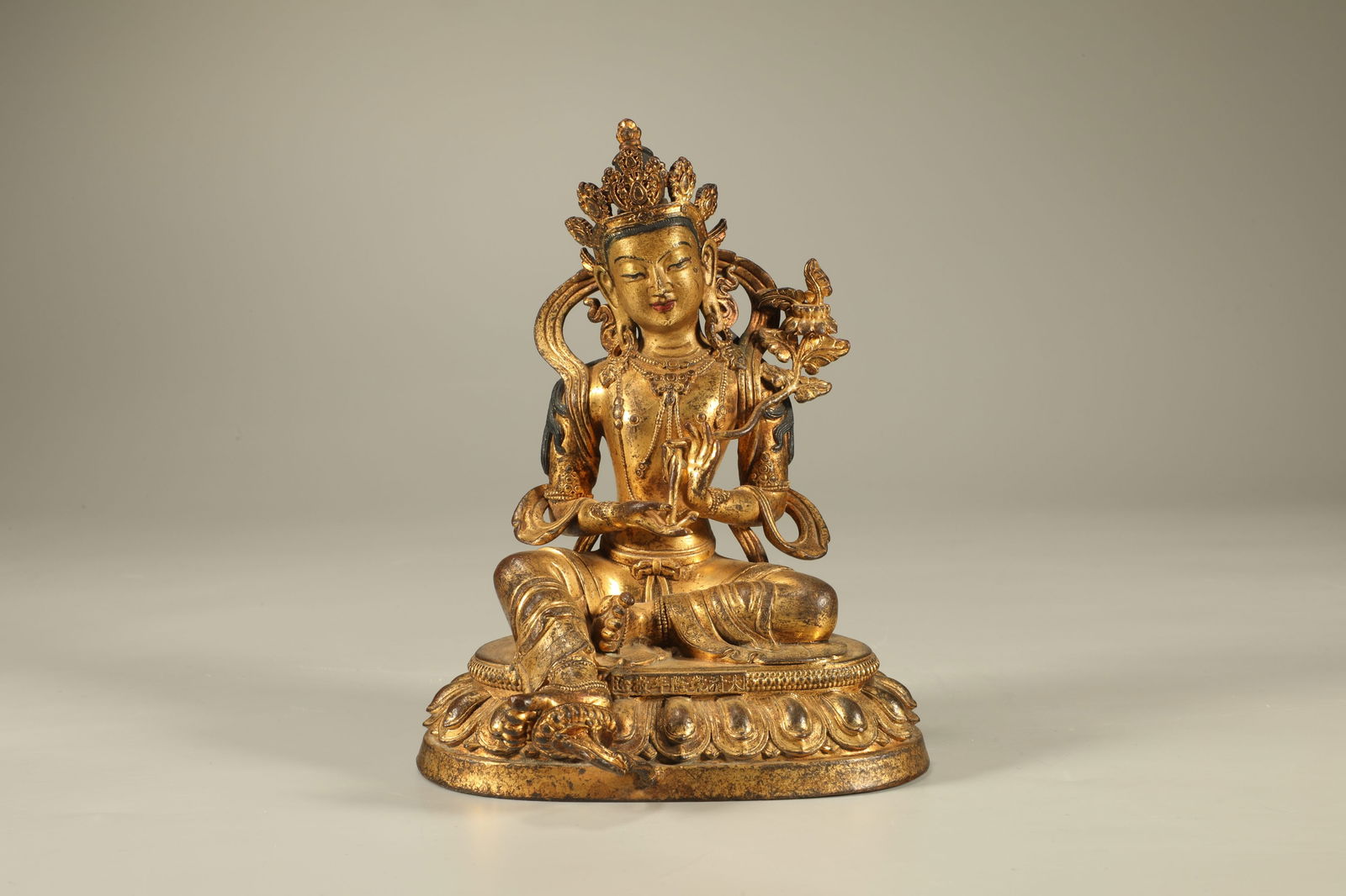 Gilt Bronze Tara Figure: Gilt Bronze Tara Figure (15 x 11 x 8cm)