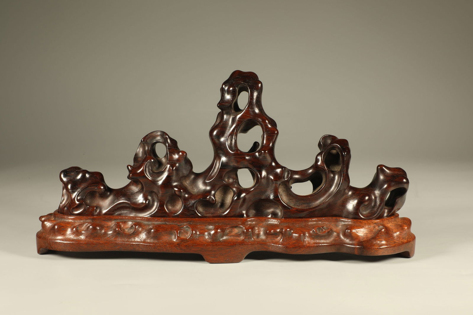 Huanghuali Wood Carved Stone Shape Pen Holder: Huanghuali Wood Carved Stone Shape Pen Holder (24 x 6 x 12cm)