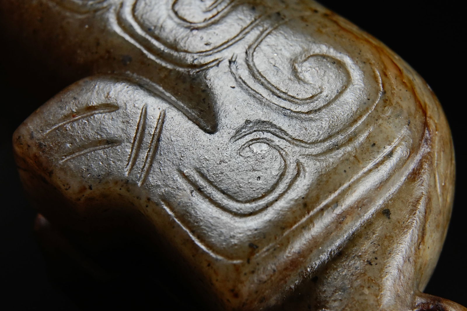 Jade Tiger Figure - 9