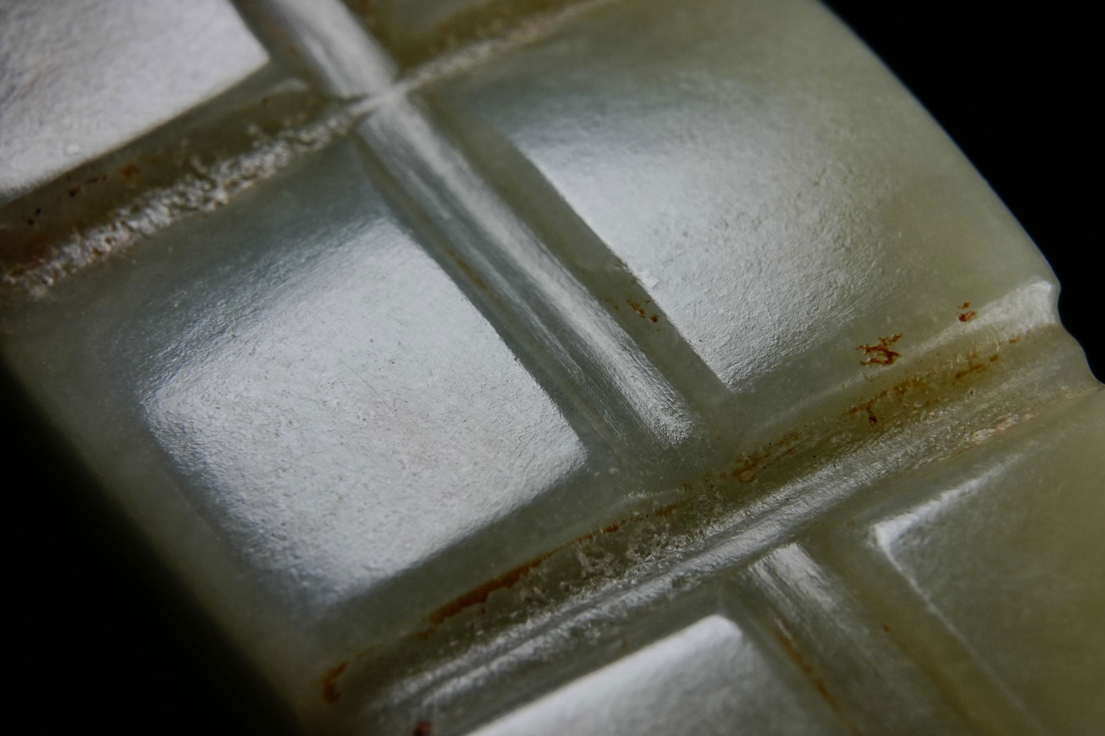 Jade Beast Shape Flake - 9