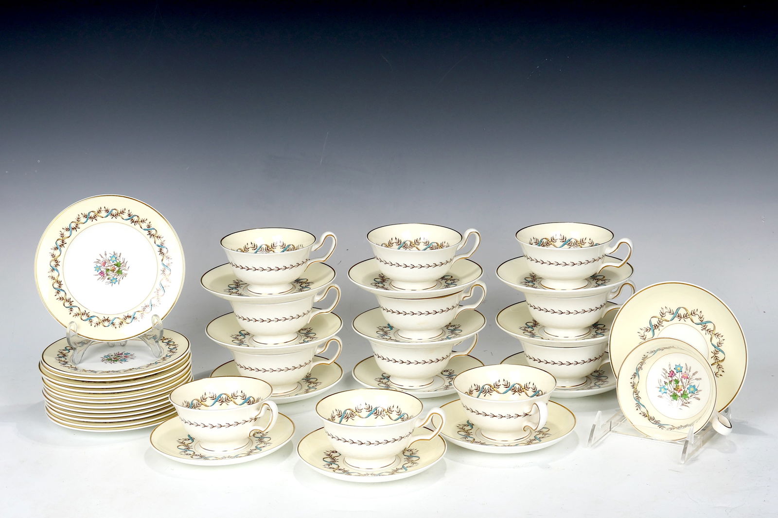 Group Of Vintage Wedgwood Bone China England Pink Sandringham Tea Saucer Set (1 of 9)