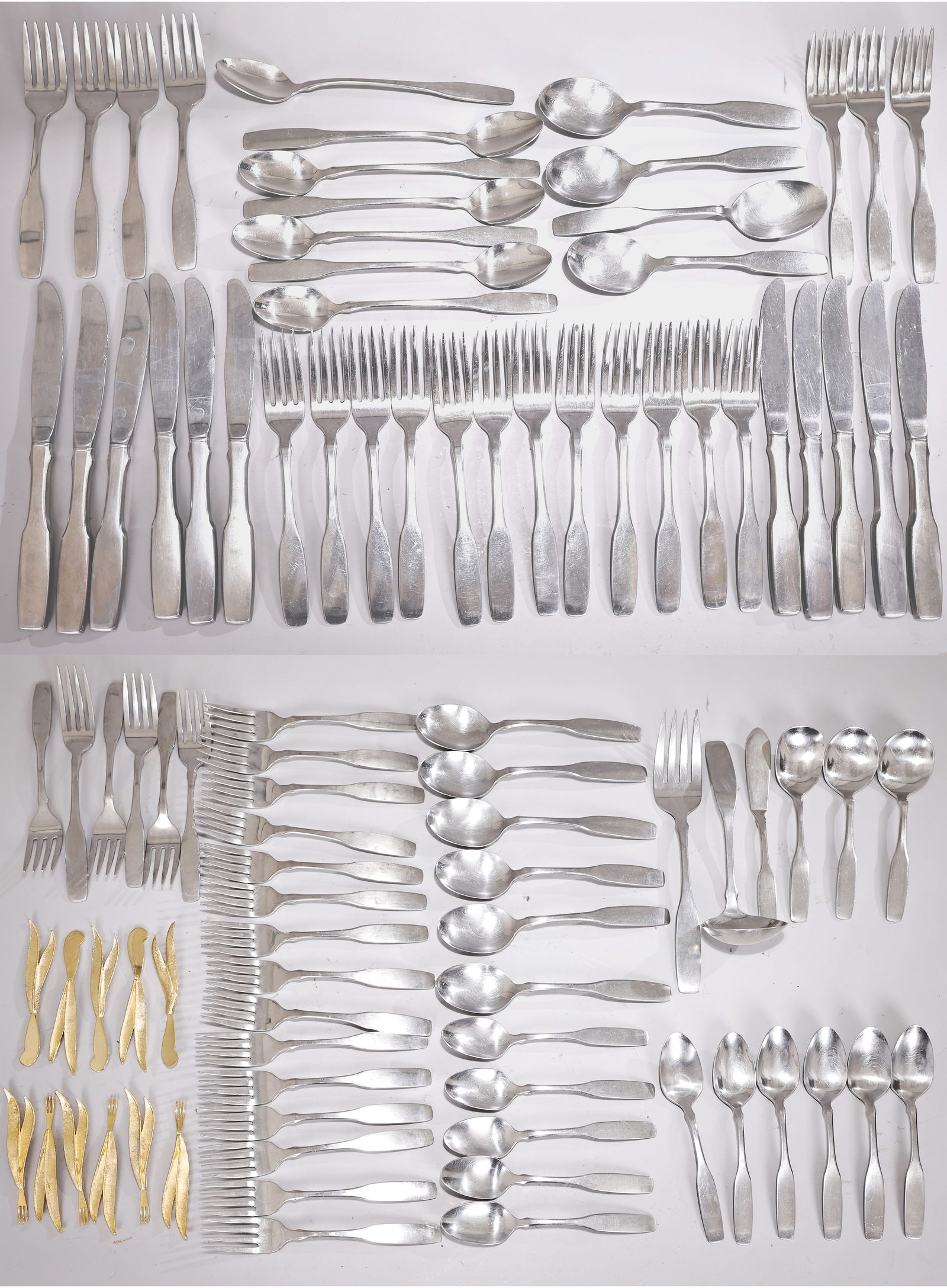 Retro Community Stainless Steel Flatware Set With Box (1 of 7)