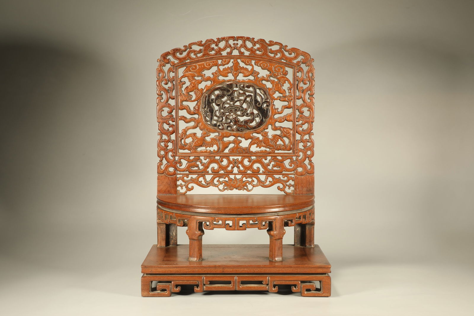 Huanghuali Wood Inlaid Red Sandalwood Carved Bat and Dragon Pattern Buddha Niche: Huanghuali Wood Inlaid Red Sandalwood Carved Bat and Dragon Pattern Buddha Niche (45 x 32 x 18cm)