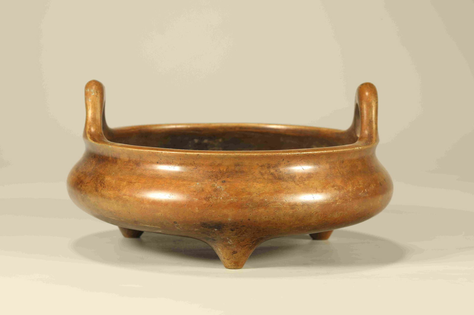 Bronze Carved Double Ears Incense Burner (1 of 6)