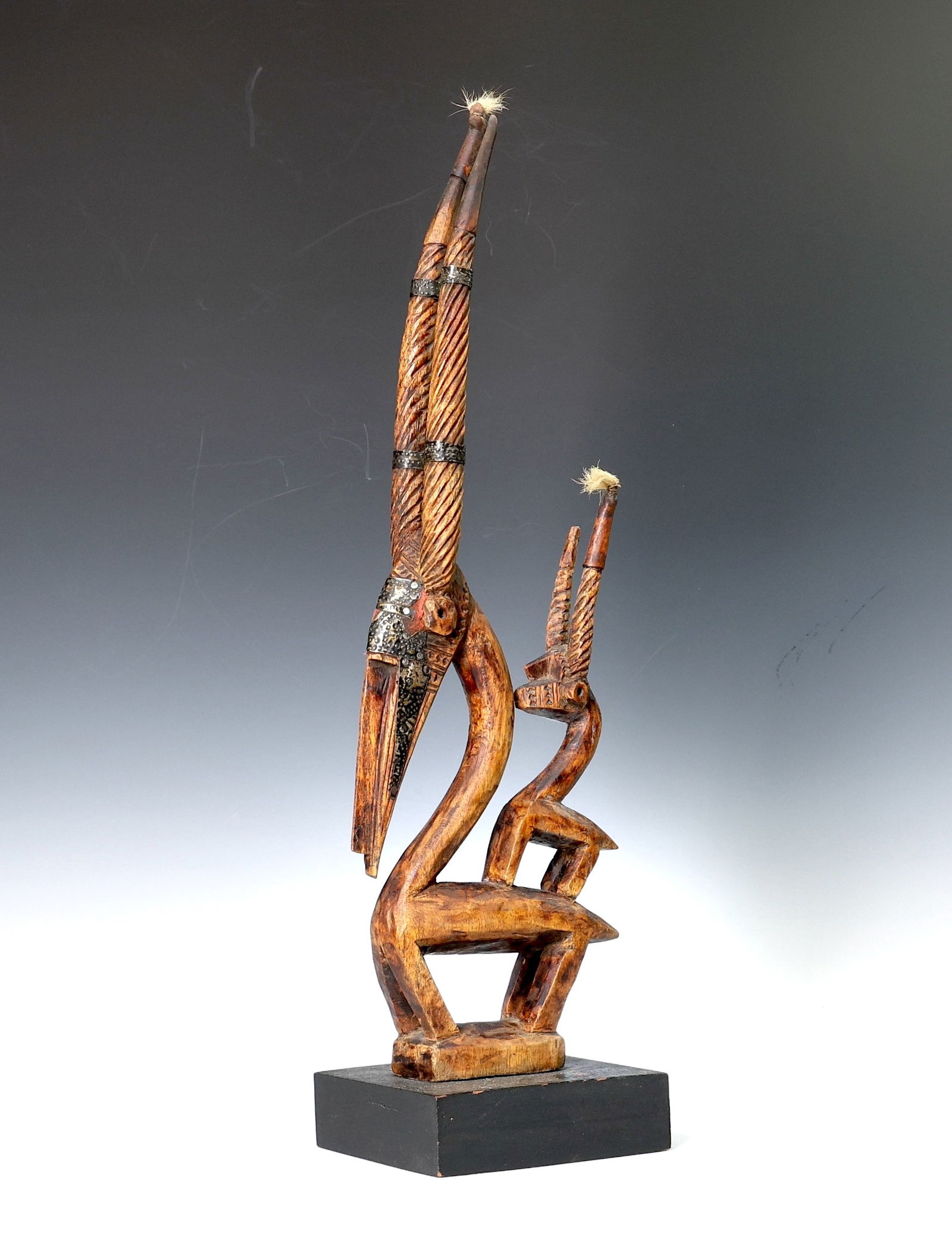 Wood Bambara African Chiwara Mask Headdress: Wood Bambara African Chiwara Mask Headdress (62 x 15 cm)