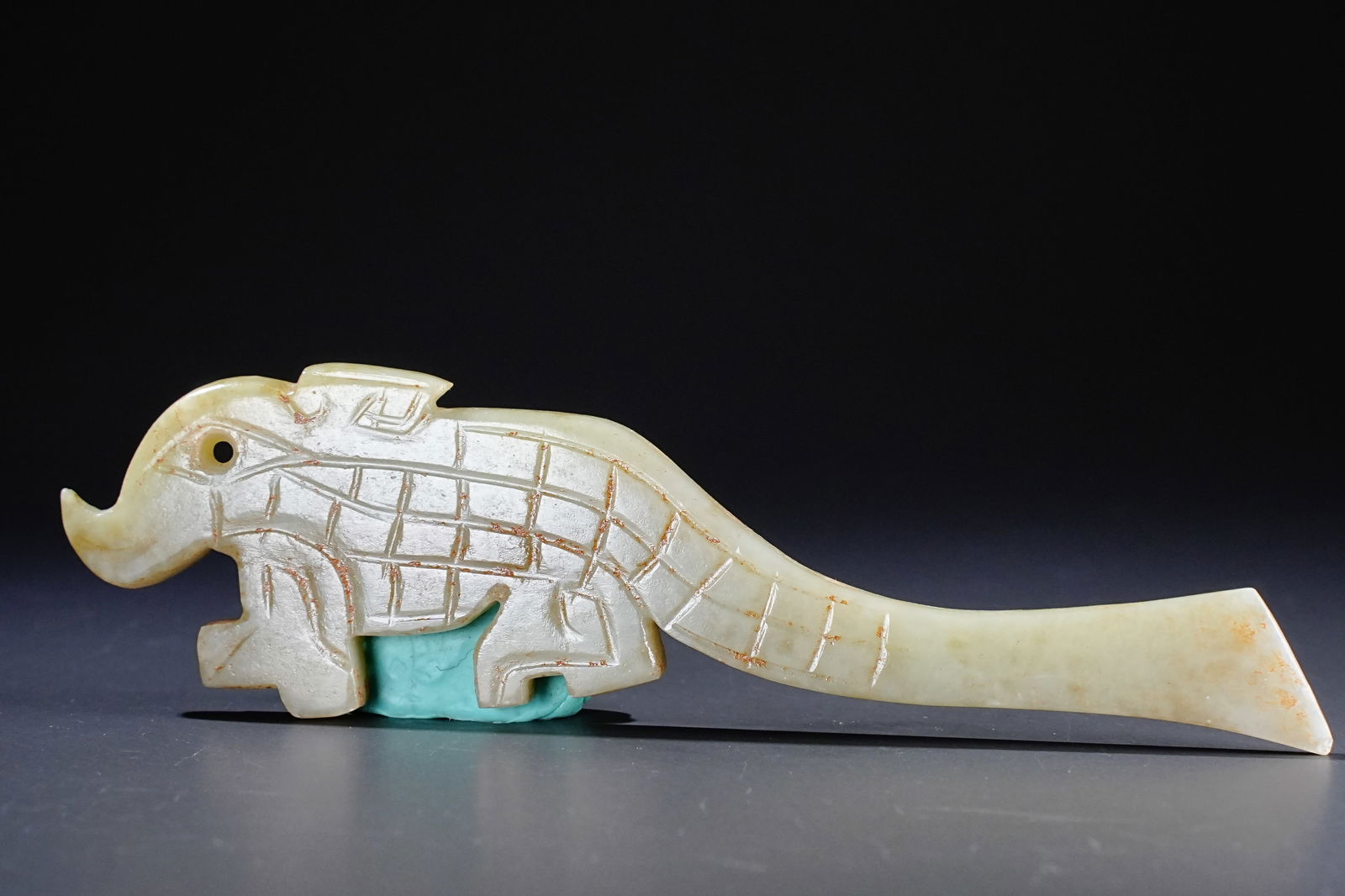 Jade Beast Shape Flake - 2