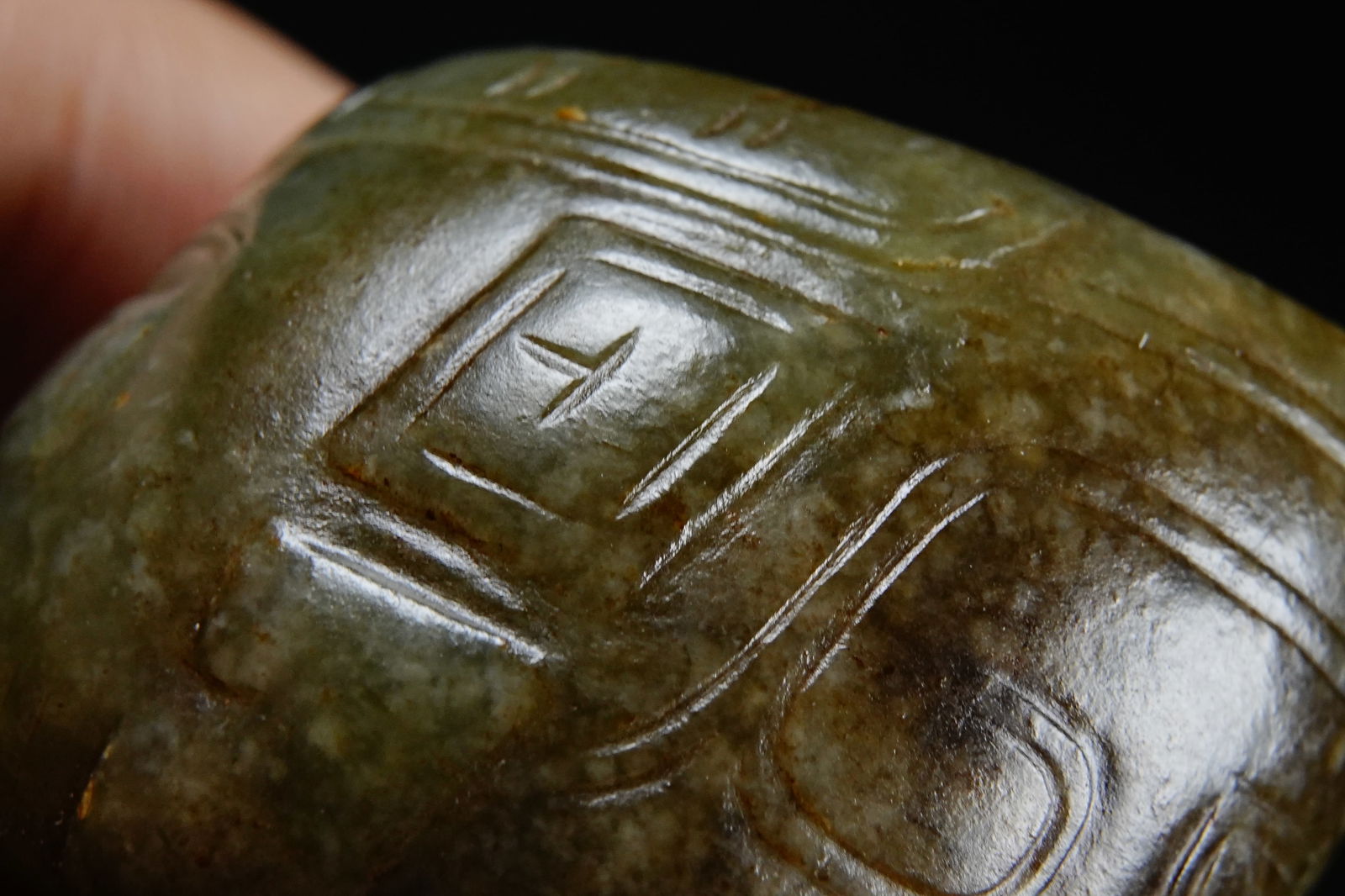 Jade Beast Face Pattern Thumb Ring - 6