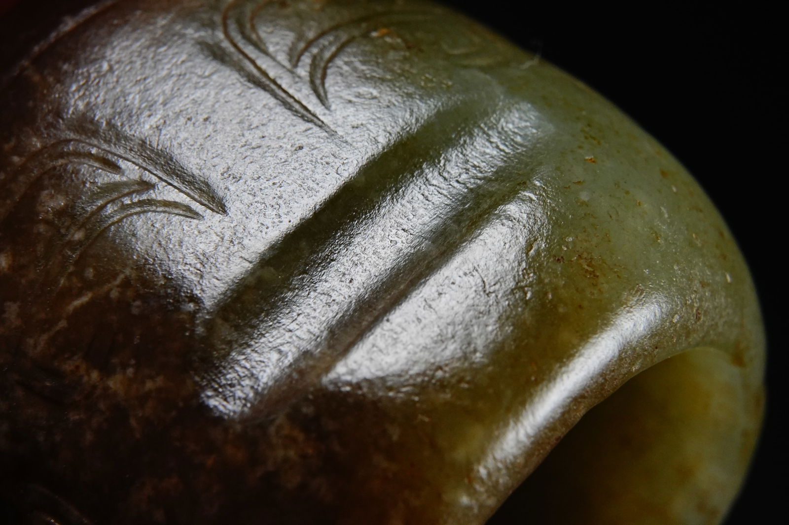 Jade Beast Face Pattern Thumb Ring - 9