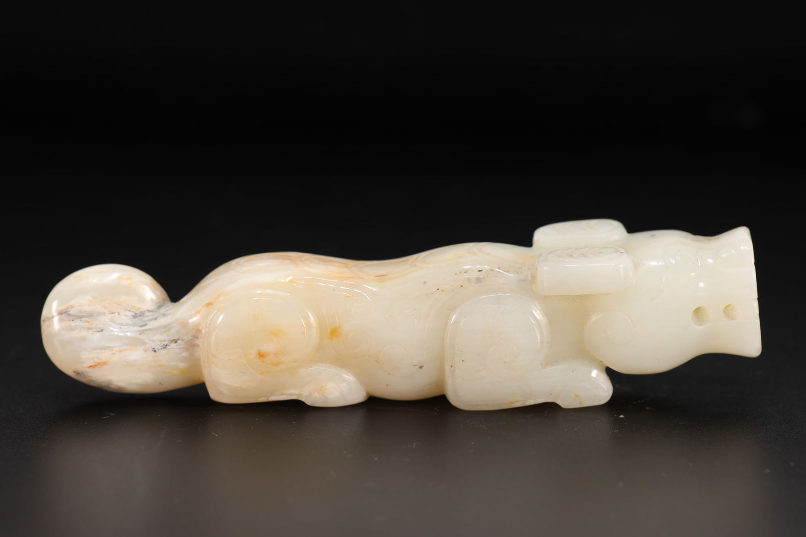 Jade Carved Beast Face Pattern Tiger Shape Ornament: Jade Carved Beast Face Pattern Tiger Shape Ornament (10 x 2 x 2cm)