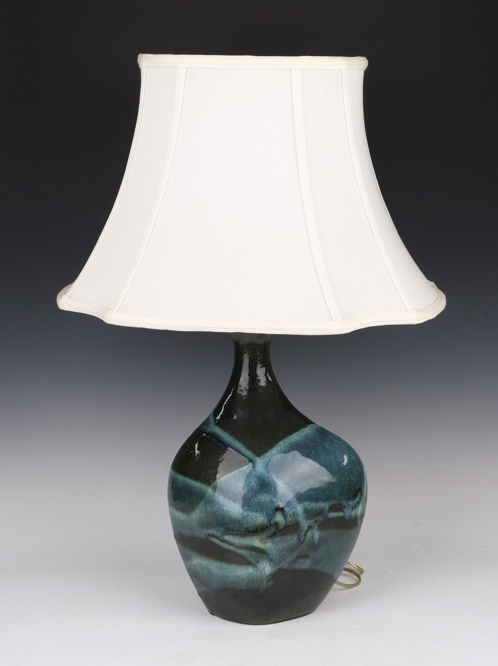 Vintage Tremaen Pottery, Newlyn, Cornwall Glazed Pottery Lamp with Shade (1 of 8)