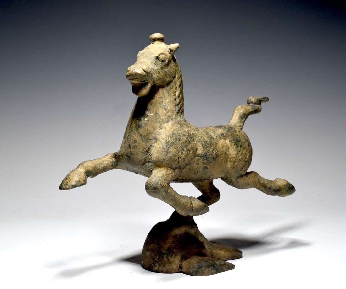 Bronze Horse Figure Ornament (1 of 7)