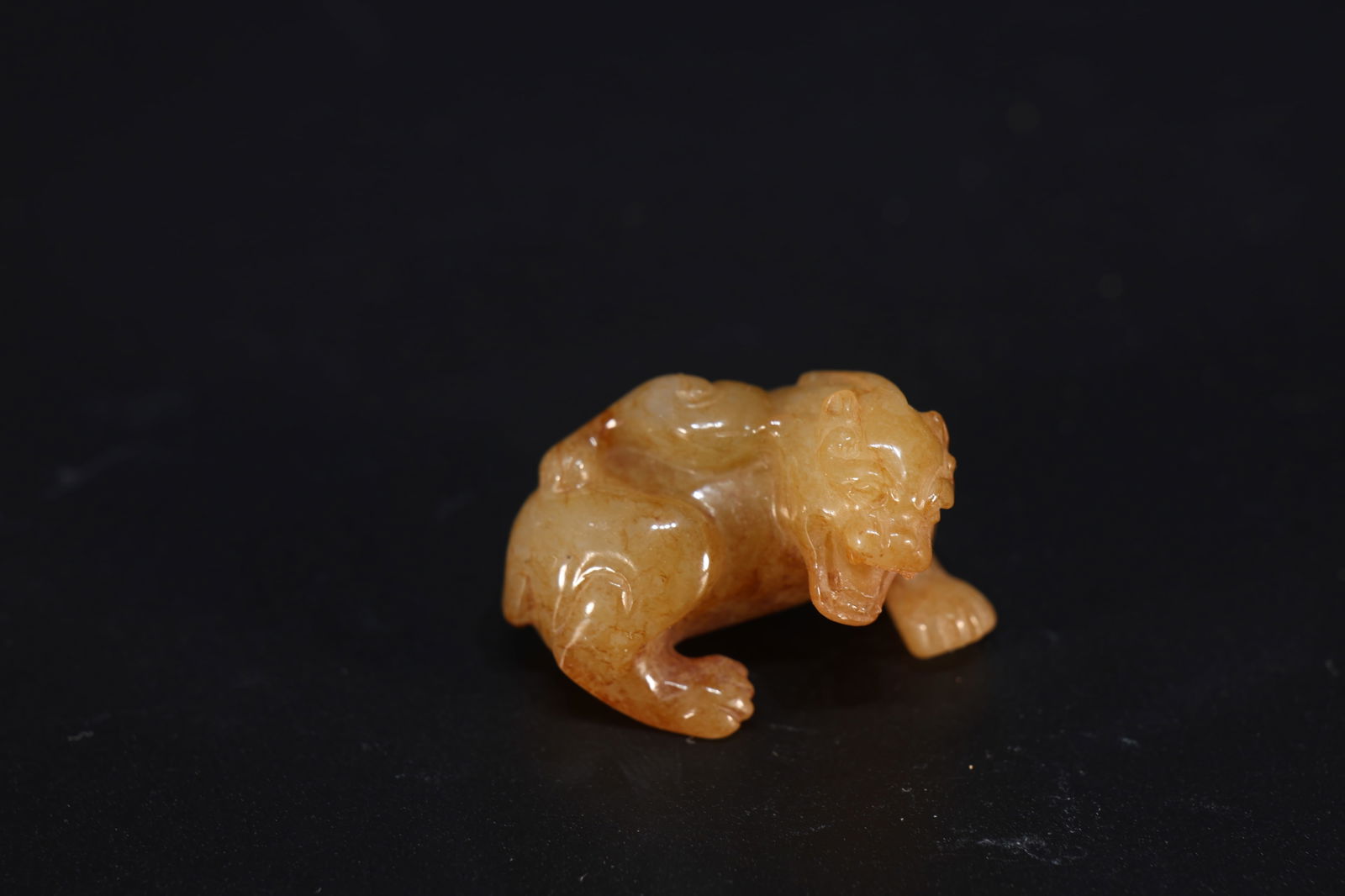 Jade Carved Beast Shape Ornament (1 of 5)