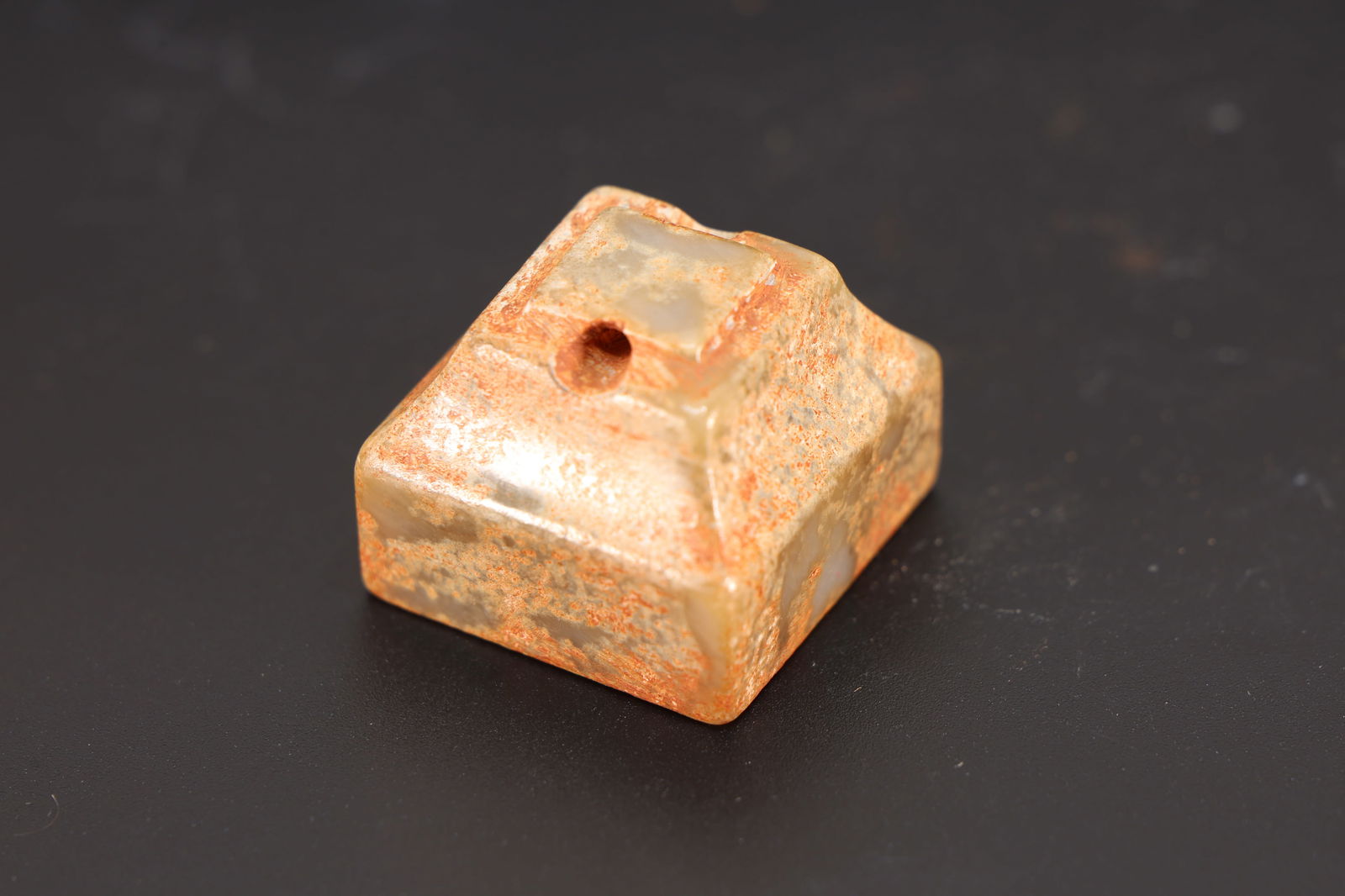 Jade Stone Seal: Jade Stone Seal (2.5 x 2cm)