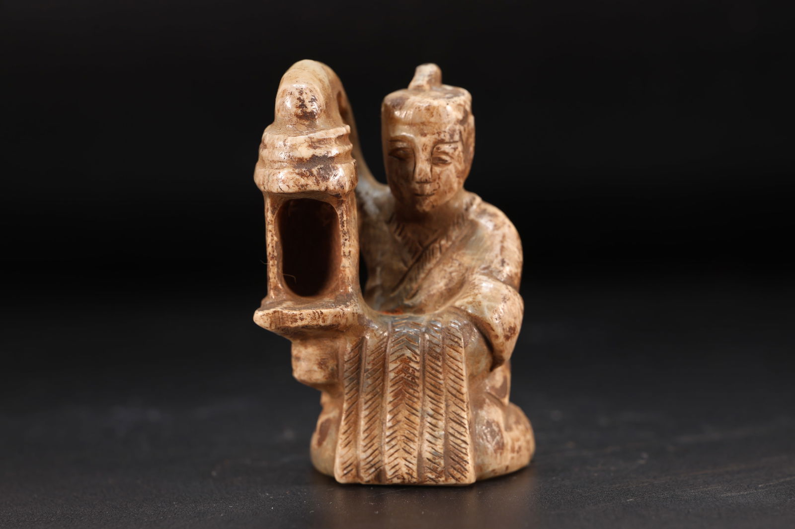 Jade Carved Character Shape Ornament: Jade Carved Character Shape Ornament (6 x 3.5 x 3cm)