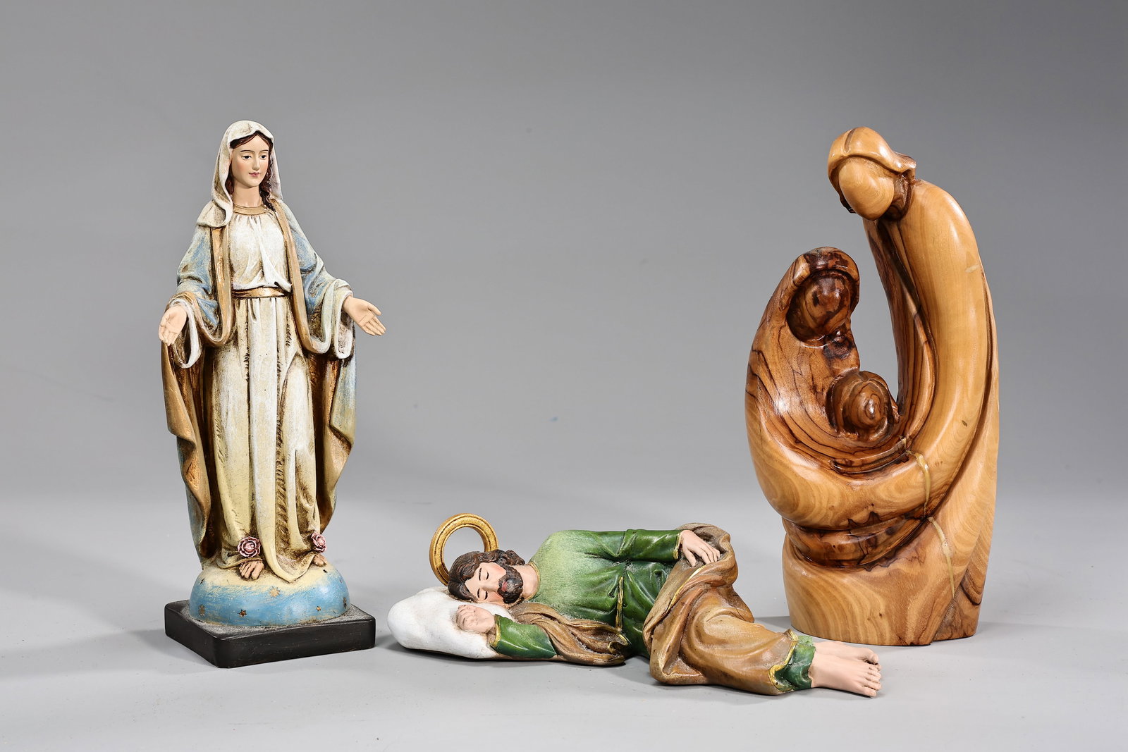 Vintage Catholic Christian Religious Figurines: Vintage Catholic Christian Religious Figurines (19 x 4 x 8 cm, 20 x 10 x 4.5 cm, 21 x 7 x 7 cm)