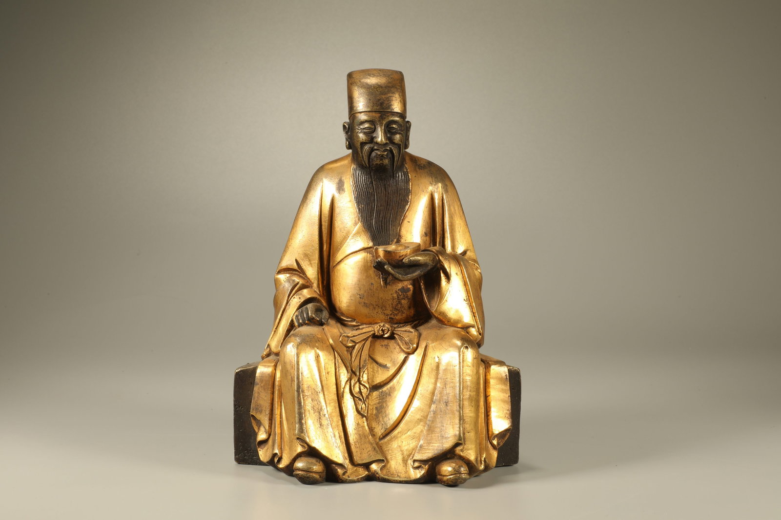 Gilt Bronze Gold of Wealth Figure: Gilt Bronze Gold of Wealth Figure (21 x 15 x 10cm)