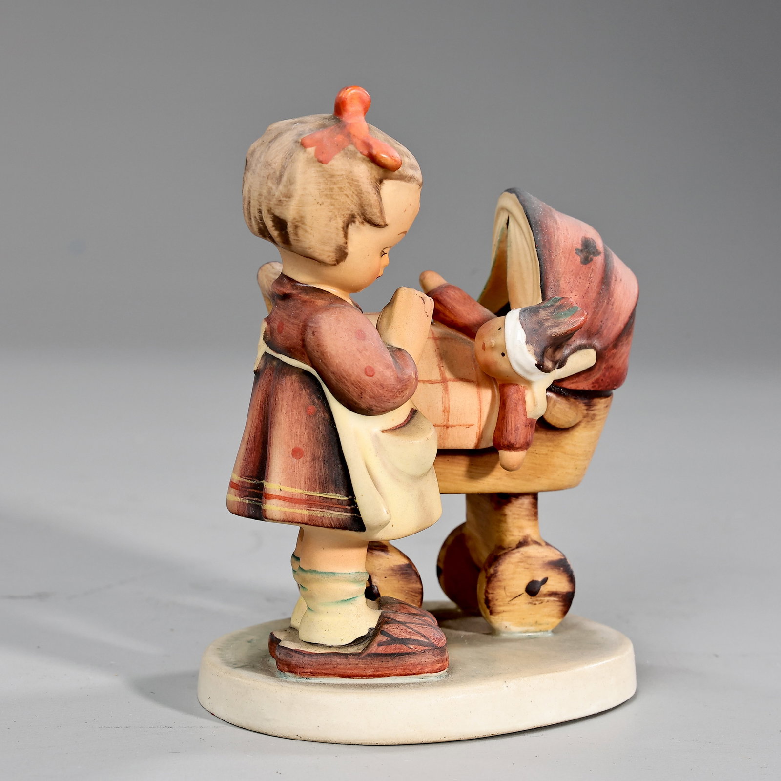 Goebel Hummel Doll Mother#67 Porcelain Figurine Full Bee Stamped (1 of 7)