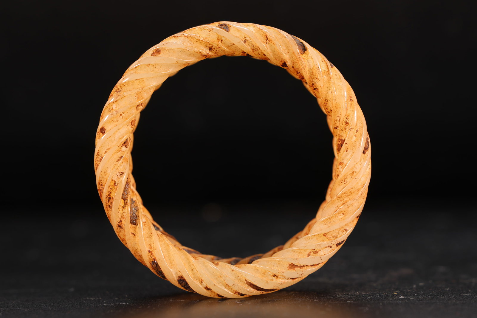 Jade Carved Cloud Pattern Ring - 2