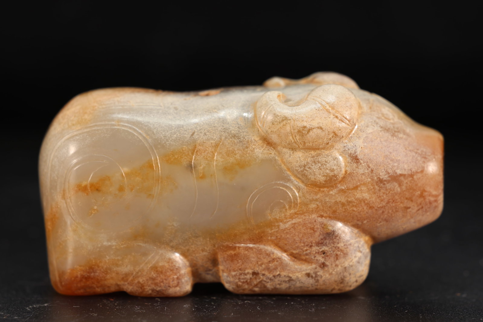 Jade Carved Beast Face Pattern Ox Shape Ornament: Jade Carved Beast Face Pattern Ox Shape Ornament (7 x 3.5 x 3cm)