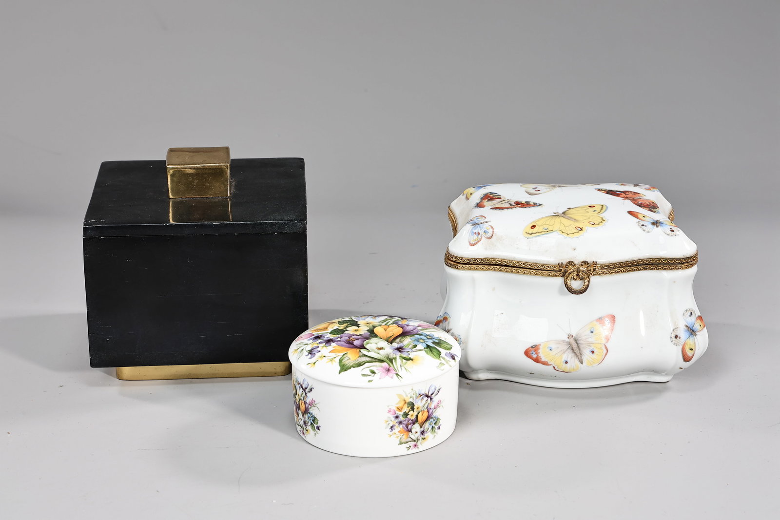 3pcs Trinket Boxes, Limoges, Marble, Royal Starfford: 3pcs Trinket Boxes, Limoges, Marble, Royal Starfford (14 x 12 x 10 cm, 9.5 x 5.5 cm, 13 x 12 x 10 cm)