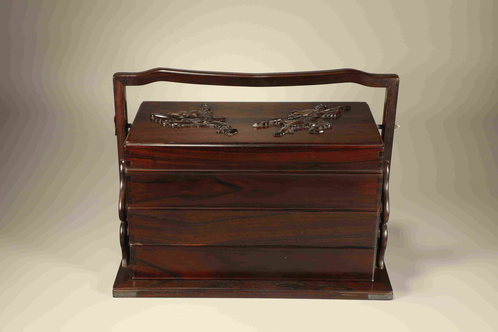 Huanghuali Wood Inlaid Red Sandalwood Carved Character Story Pattern Food Tray Box: Huanghuali Wood Inlaid Red Sandalwood Carved Character Story Pattern Food Tray Box (36 x 20 x 28cm)