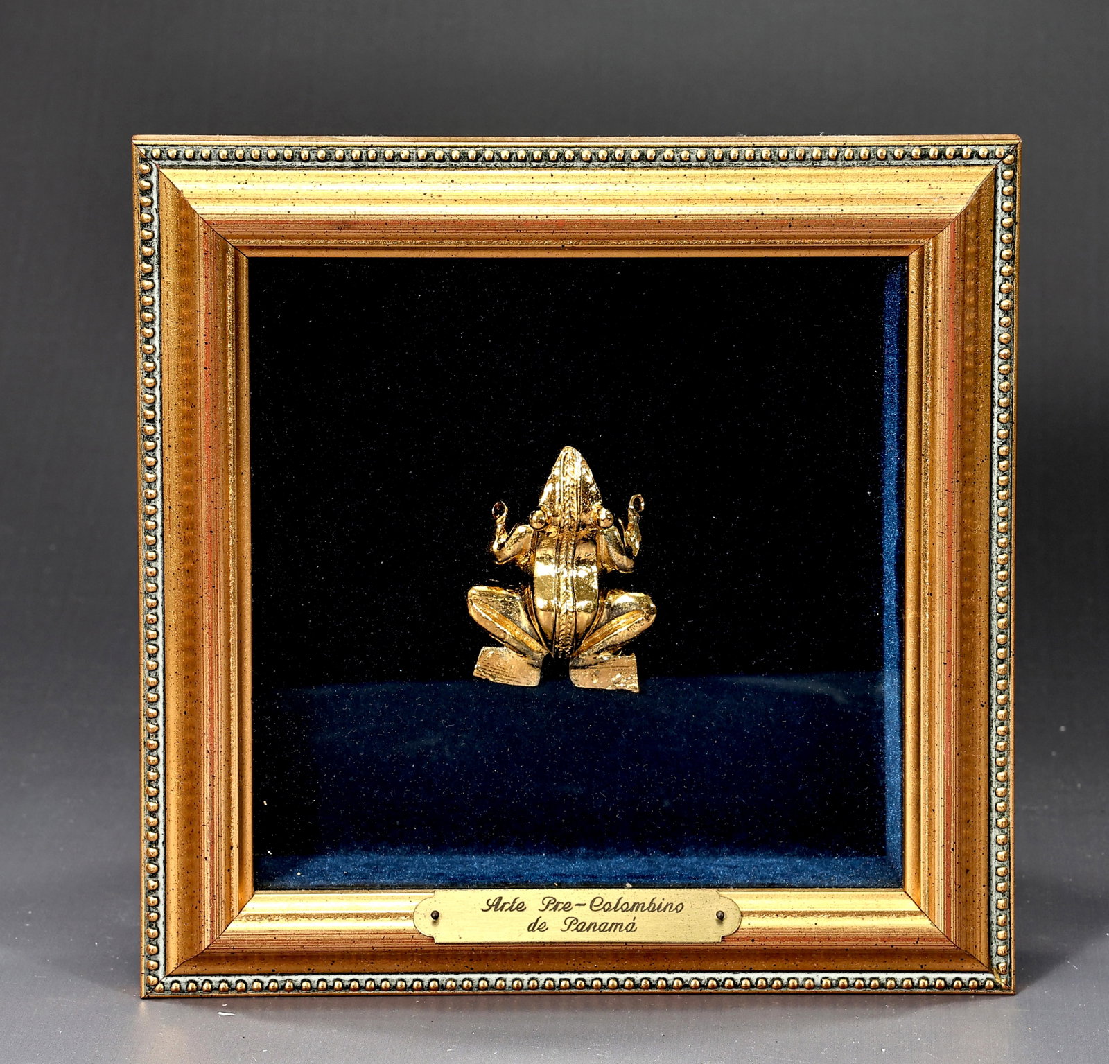 Arte Pre-Colombino De Panama Frog Sterling Silver 24 KT Gold Plated: Arte Pre-Colombino De Panama Frog Sterling Silver 24 KT Gold Plated (21 x 21 x 5 cm)