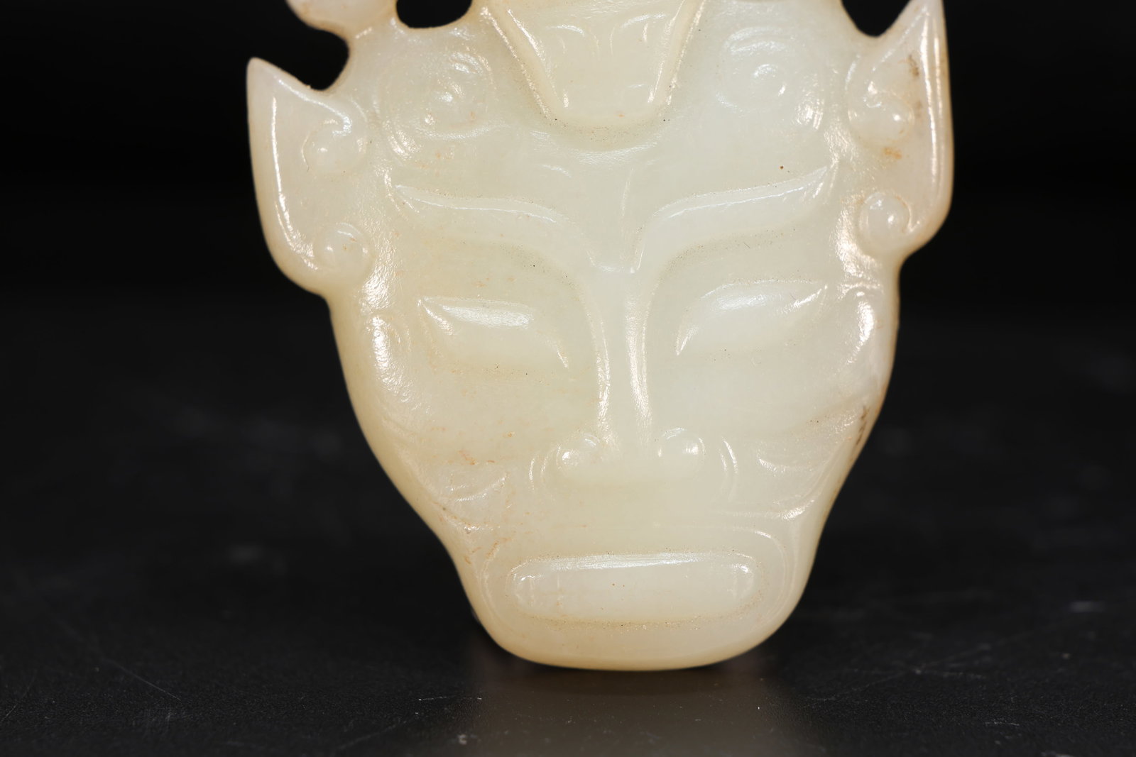 Jade Carved Beast Face Pattern Ornament - 3