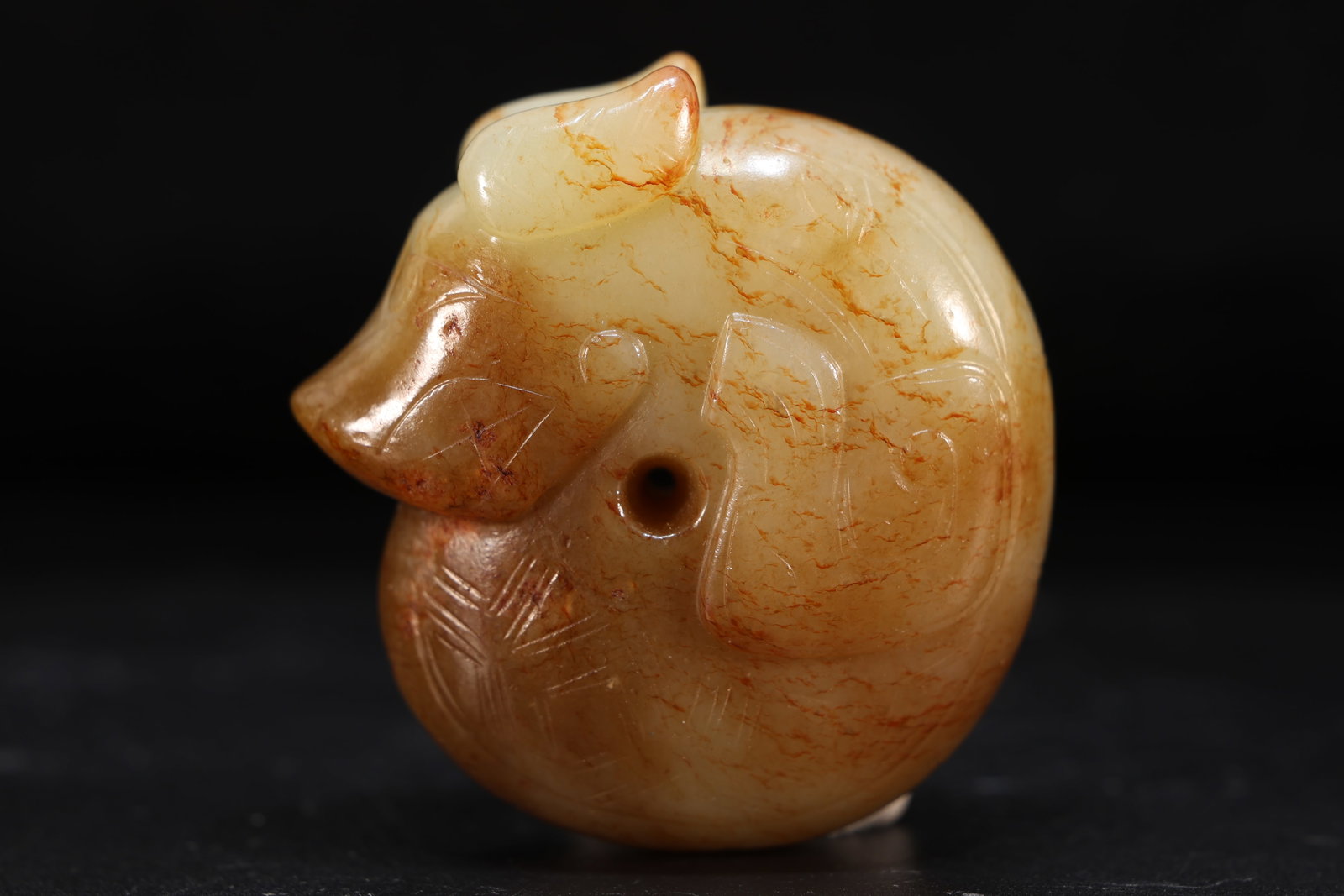 Jade Carved Beast Face Pattern Dragon Shape Ornament: Jade Carved Beast Face Pattern Dragon Shape Ornament (4.8 x 1.5cm)