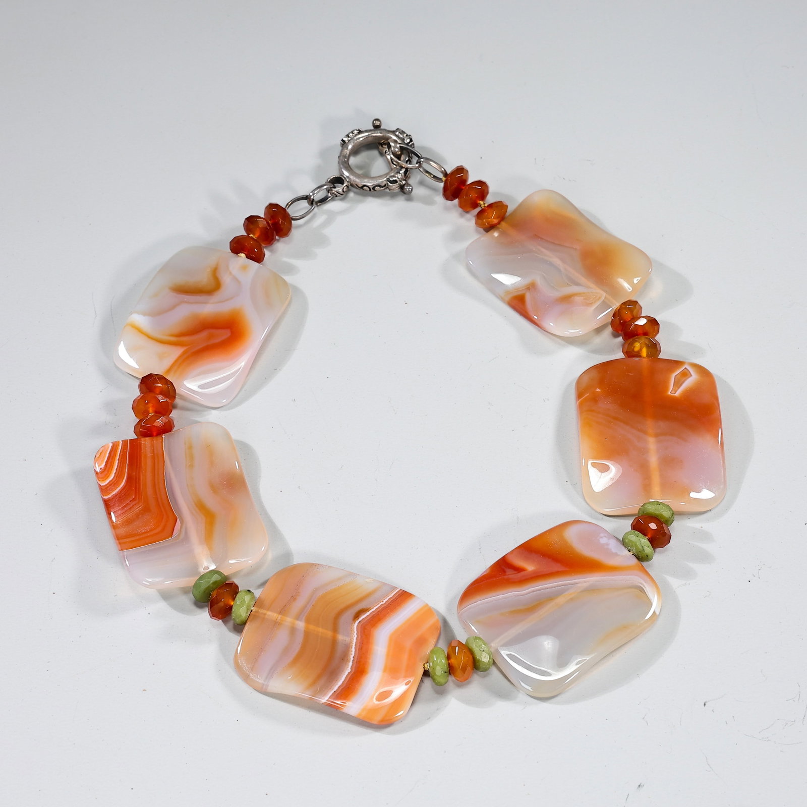 Two Chunky Agate And Amber Stones Necklaces - 3