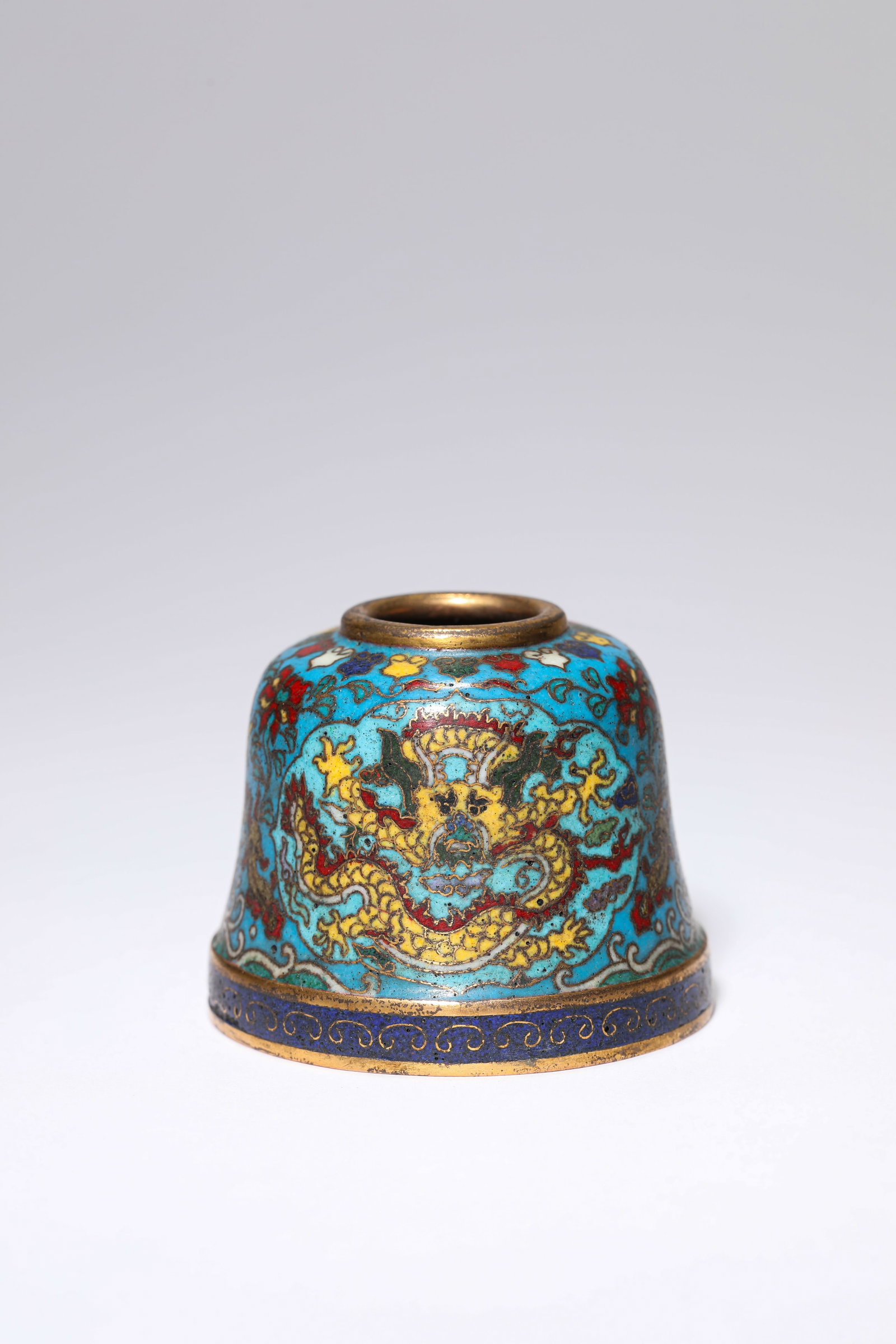 A CLOISONNé ENAMEL ‘DRAGON’ WATER POT - 3