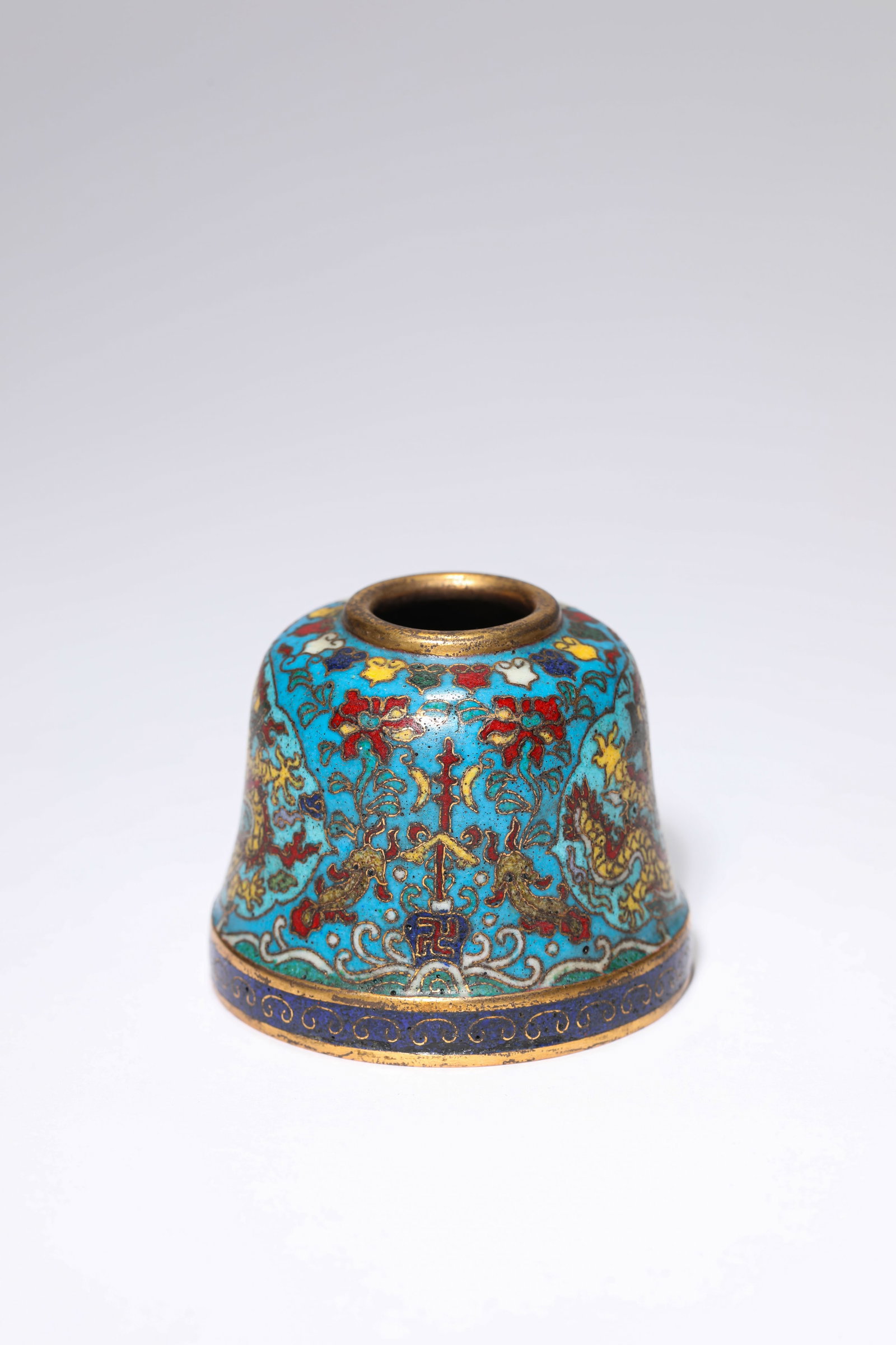 A CLOISONNé ENAMEL ‘DRAGON’ WATER POT - 4