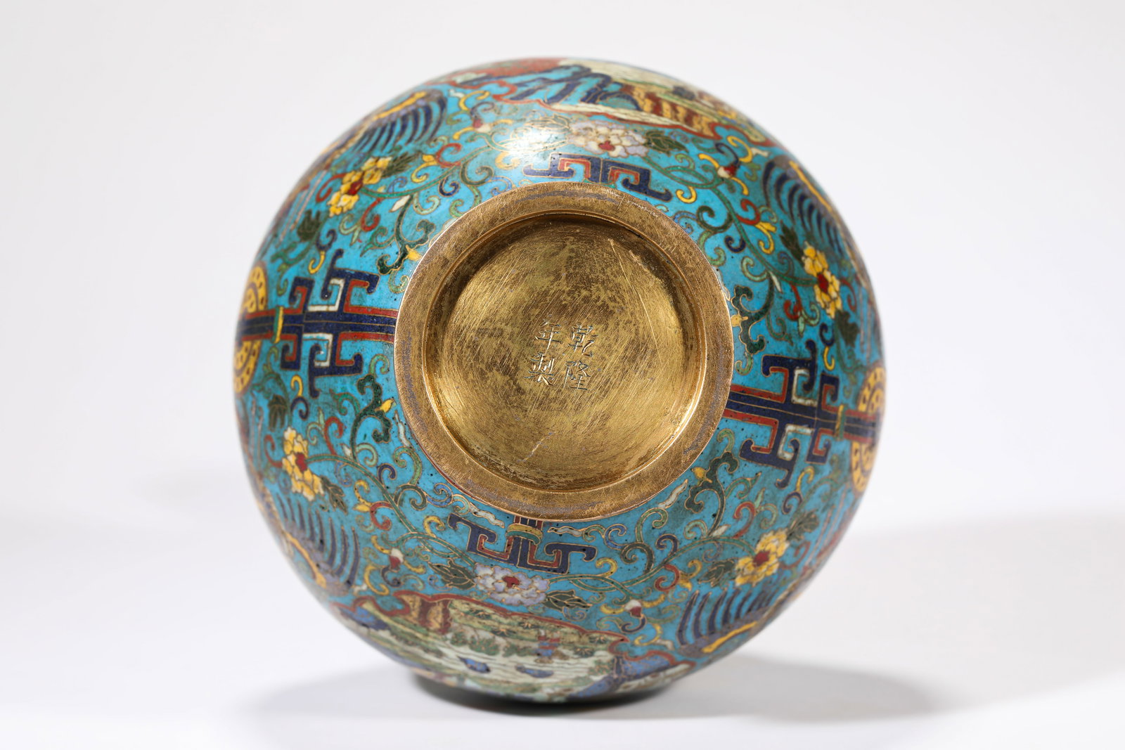 A PAIR OF CLOISONNé ENAMEL ‘LANDSCAPE AND PHOENIX’ VASES - 7